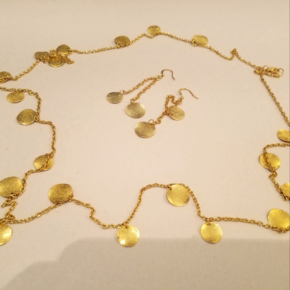 Premier Designs necklace and earrings